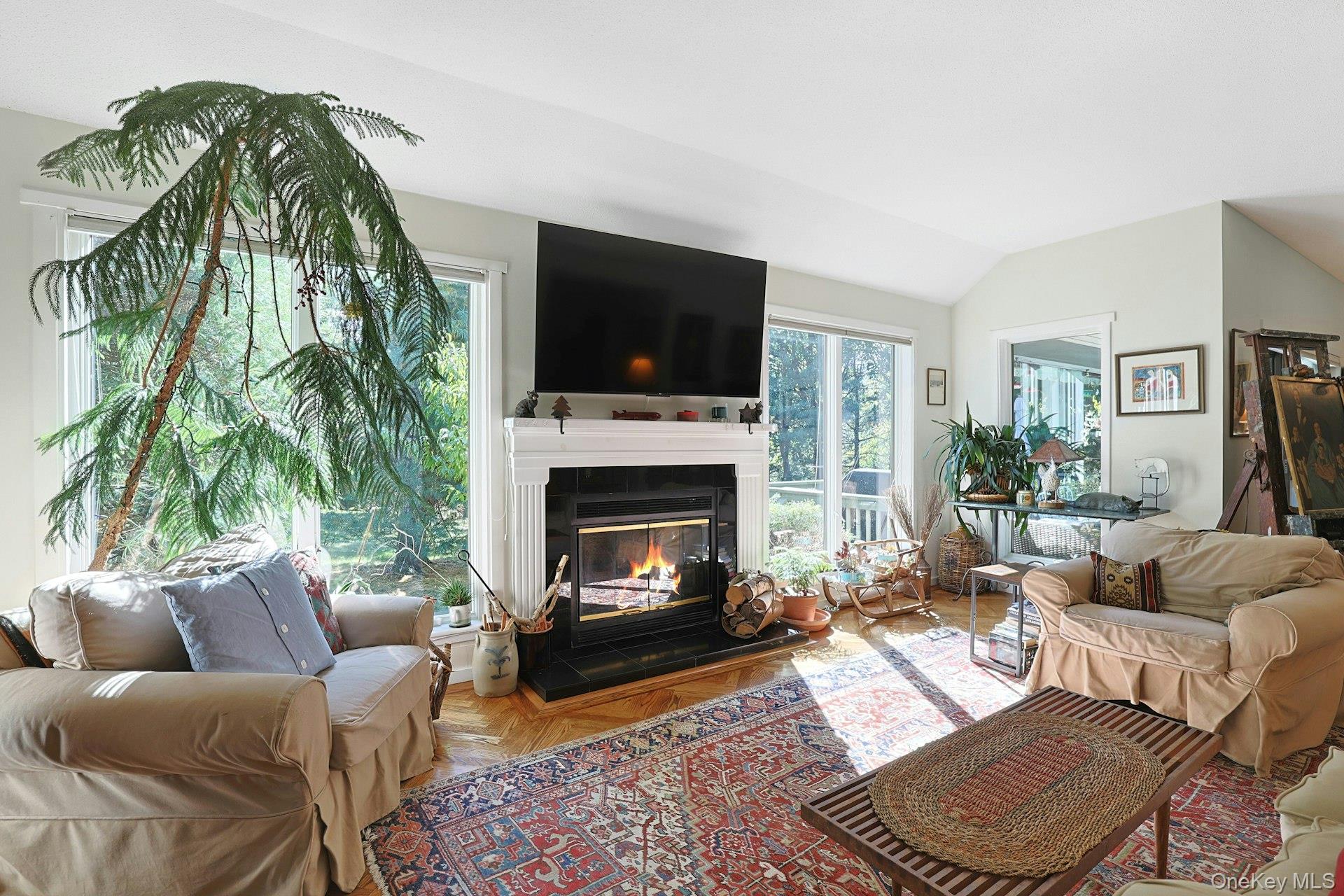 Photo 4 of this property