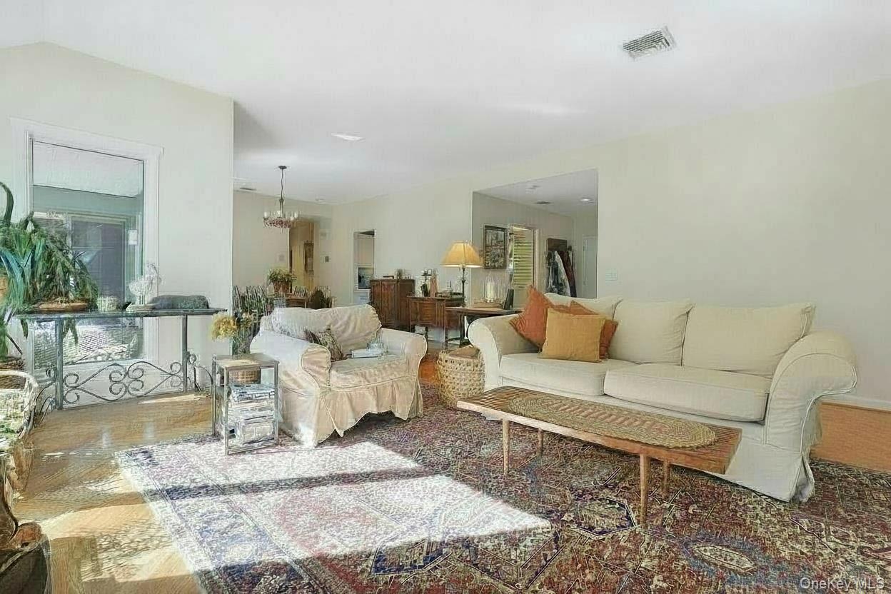 Photo 5 of this property