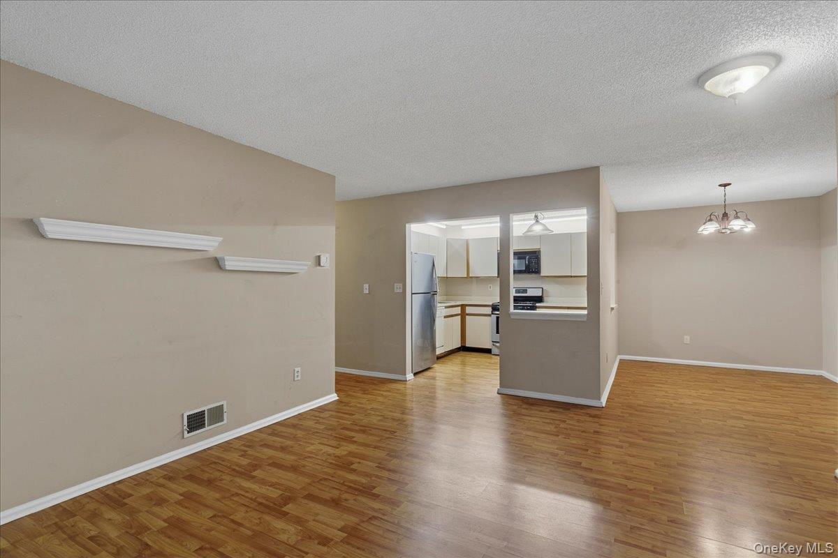 Photo 4 of this property