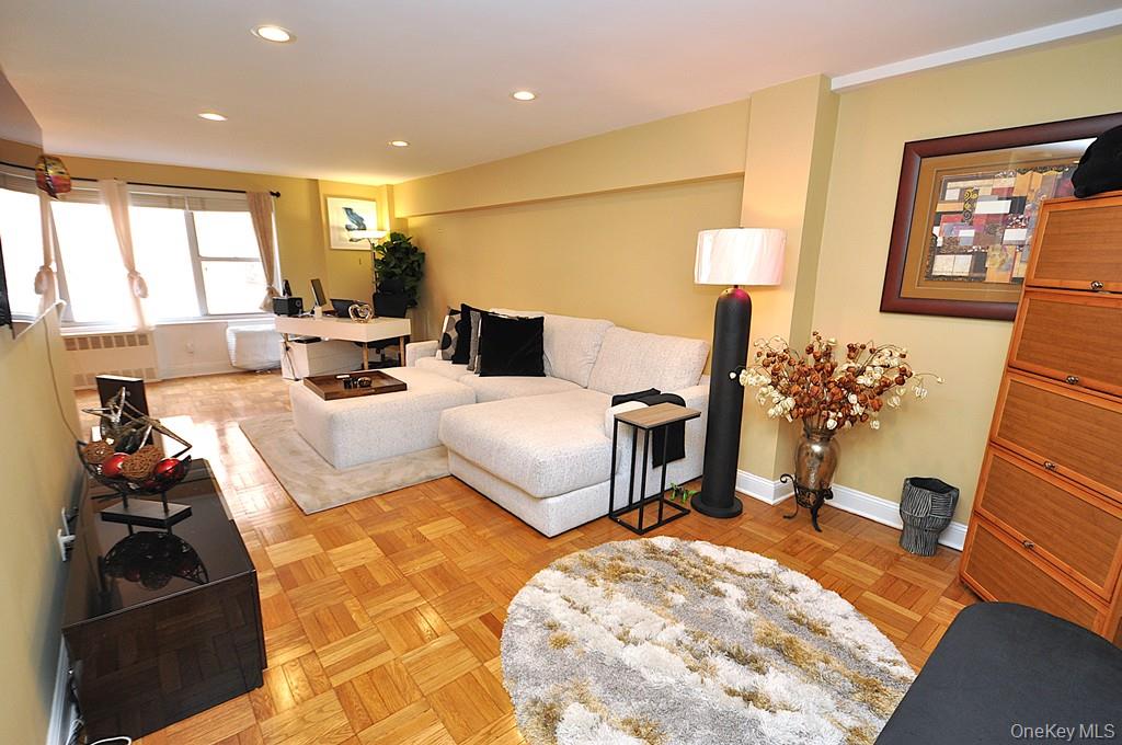 Photo 4 of this property