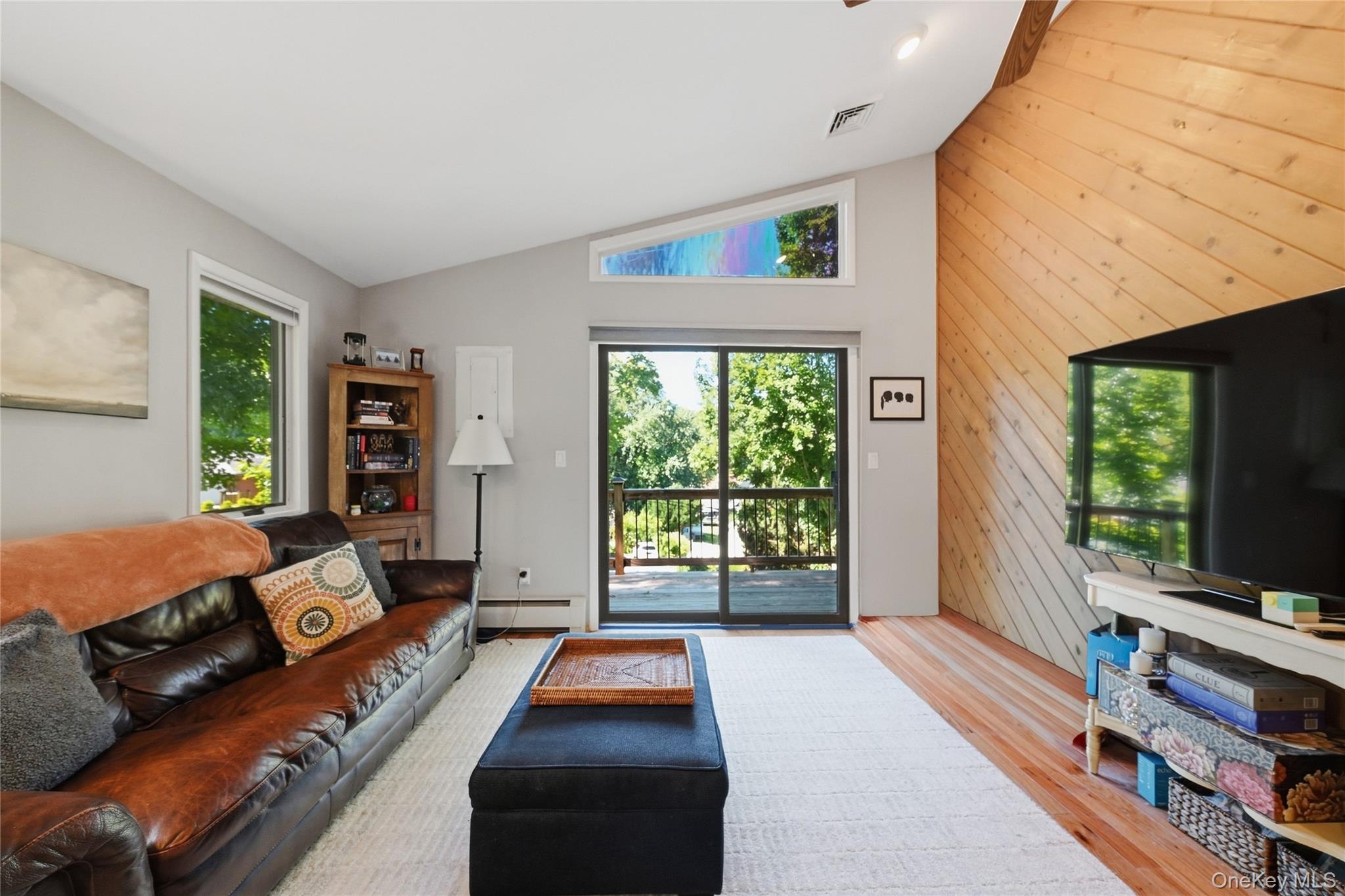 Photo 9 of this property