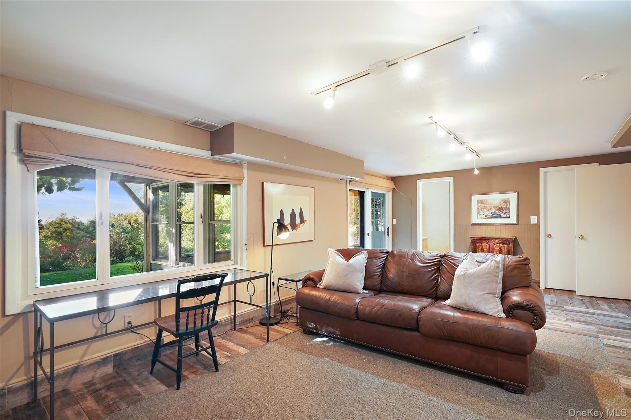 Photo 33 of this property