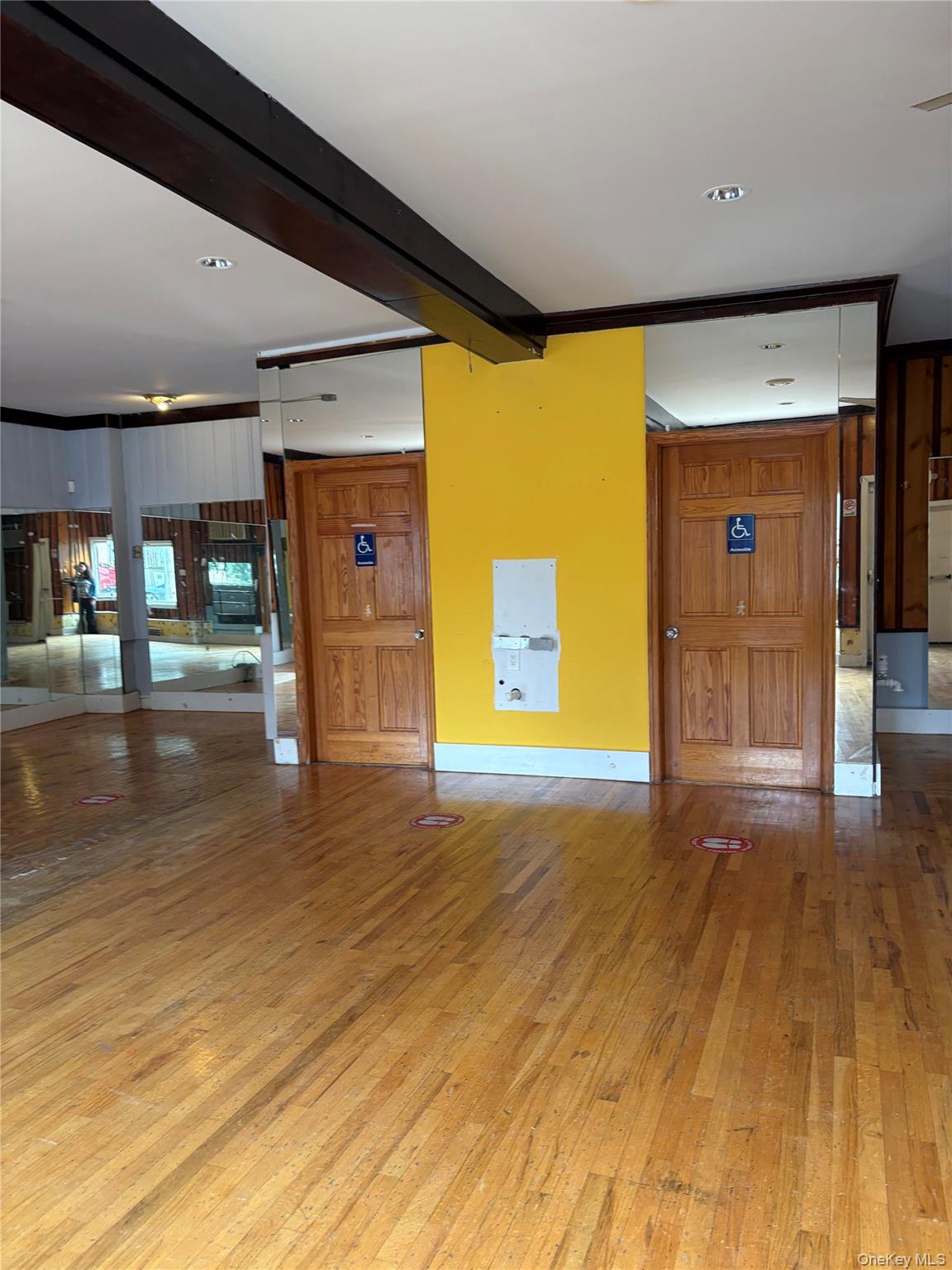Photo 4 of this property