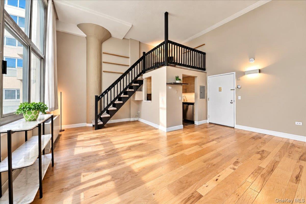 Photo 4 of this property