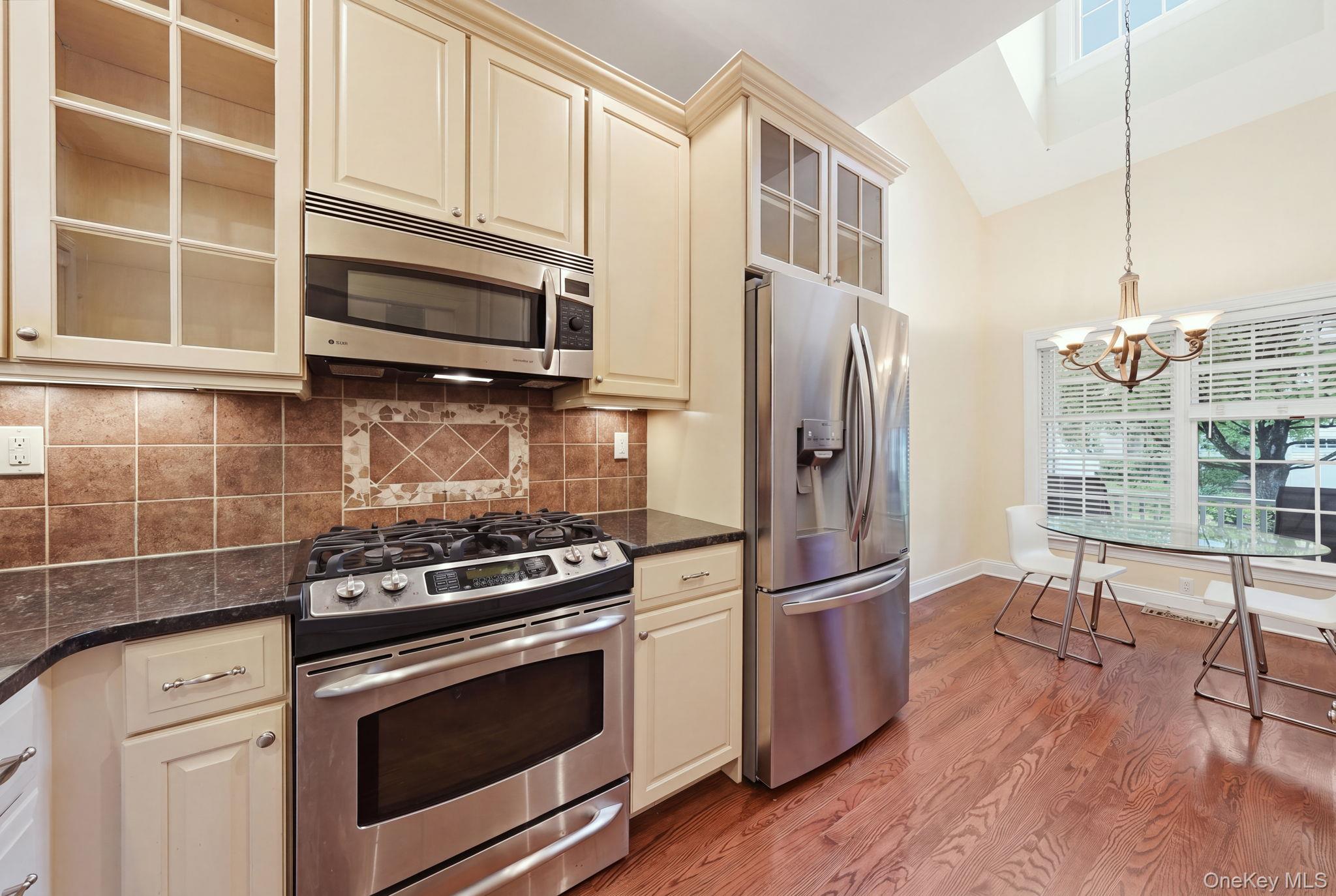 Photo 4 of this property