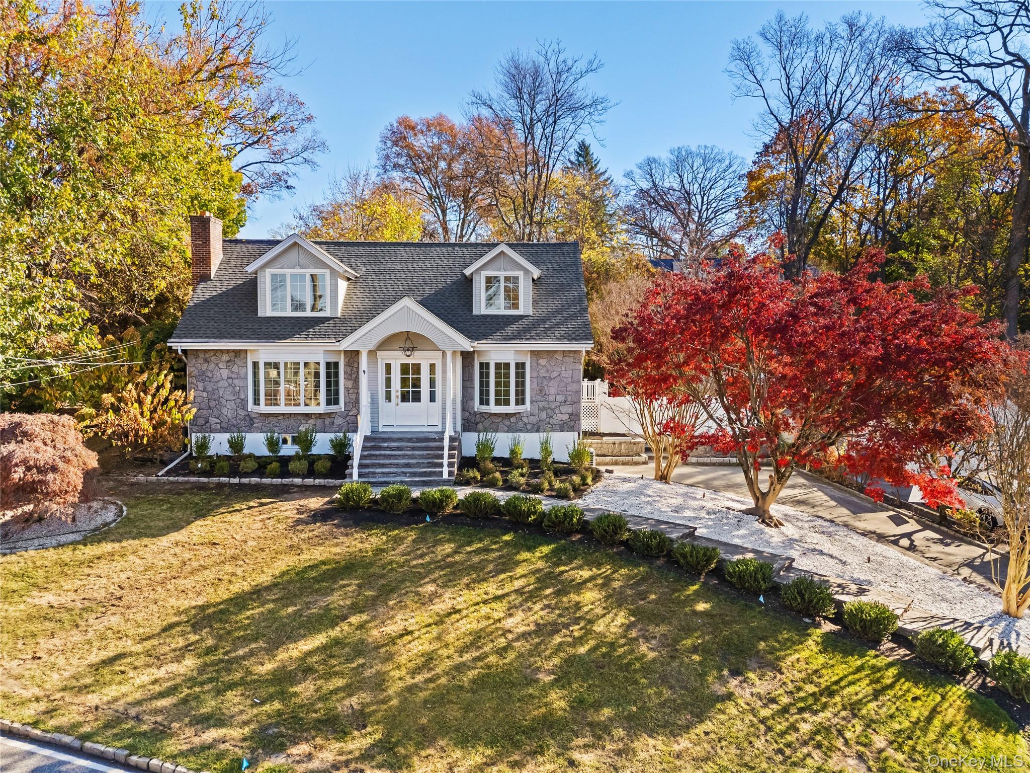 Welcome home to the heart of Ardsley! This completely renovated, expan...