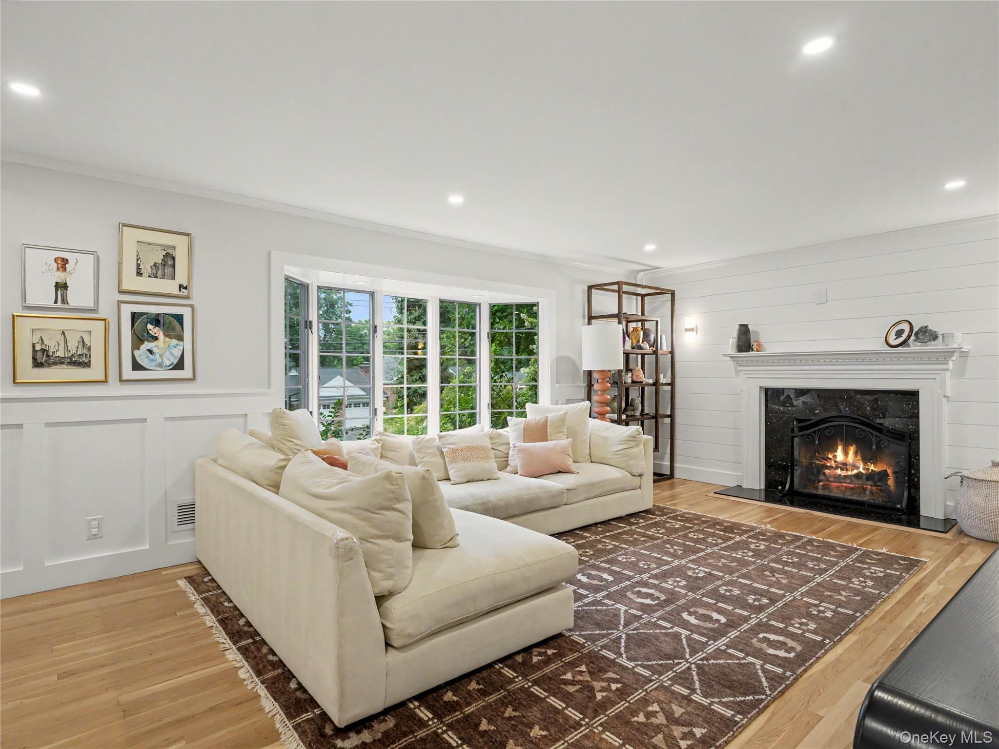 Photo 4 of this property