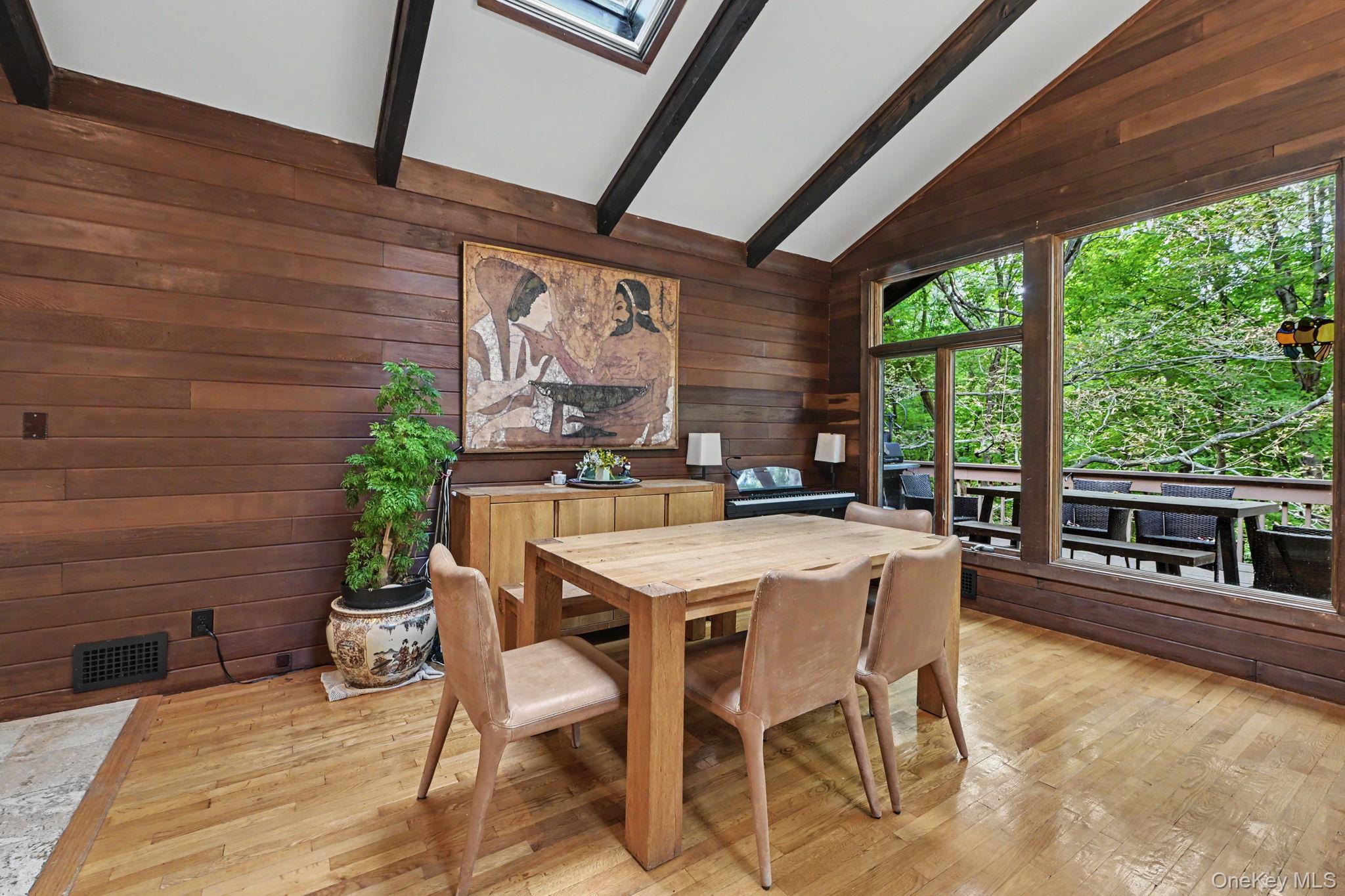 Photo 4 of this property