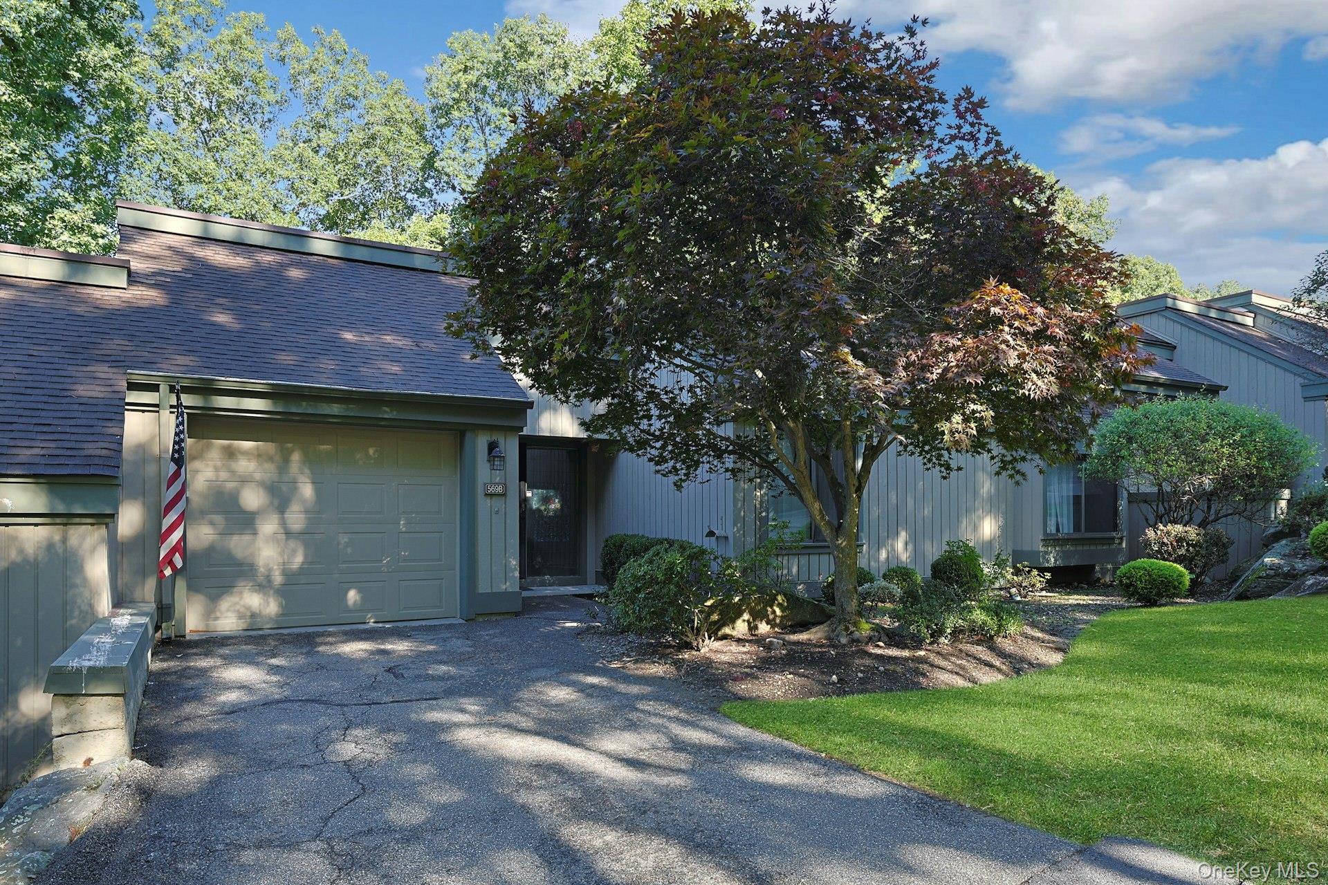 Welcome to 569B Heritage Hills, a spacious 2-bedroom, 2-bathroom Strat...