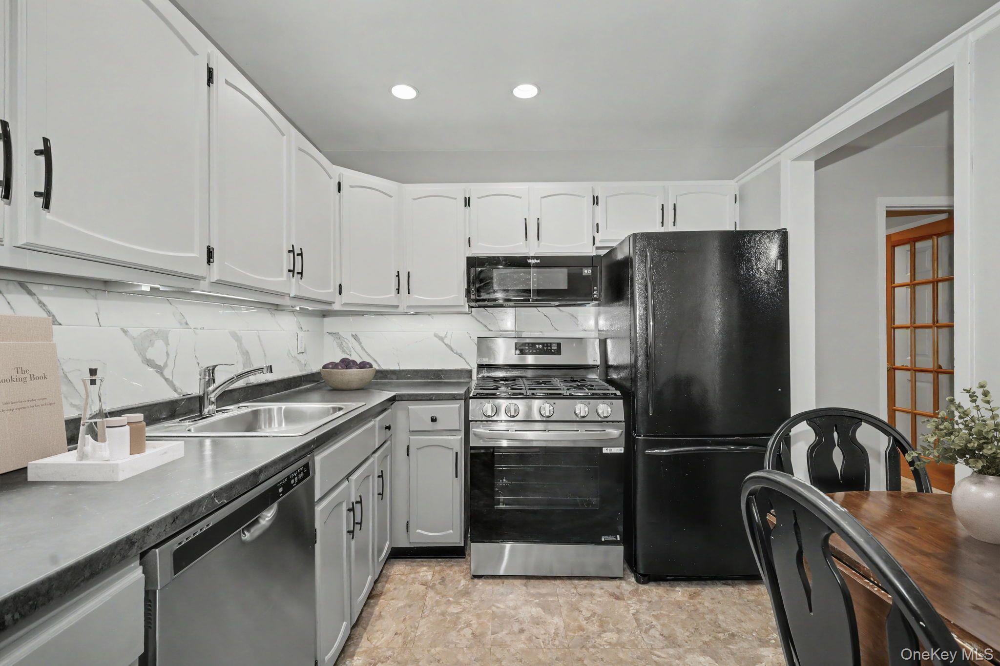 Photo 7 of this property
