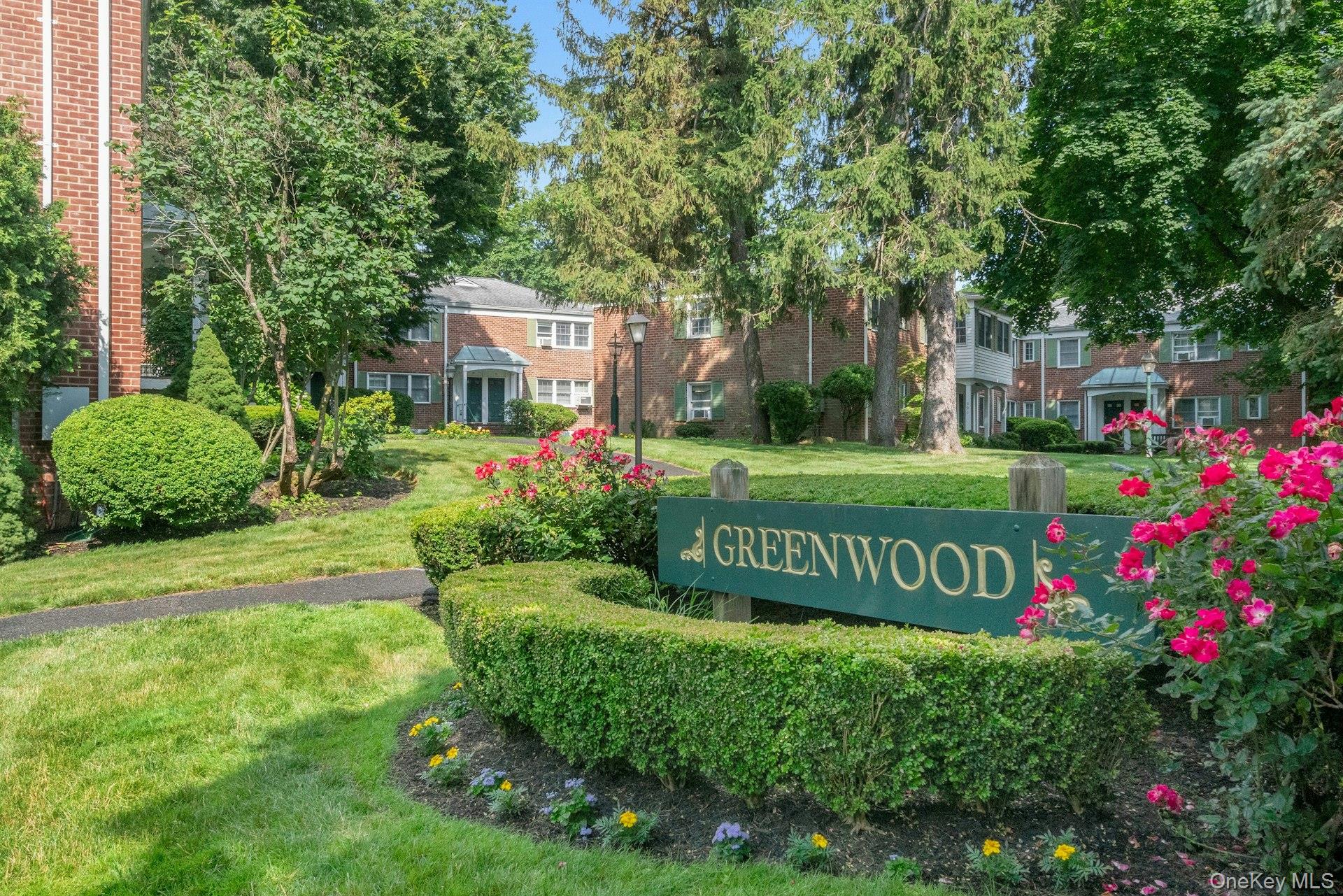 Greenwood Condominium, Great Village Location.. 2nd Floor One Level Li...