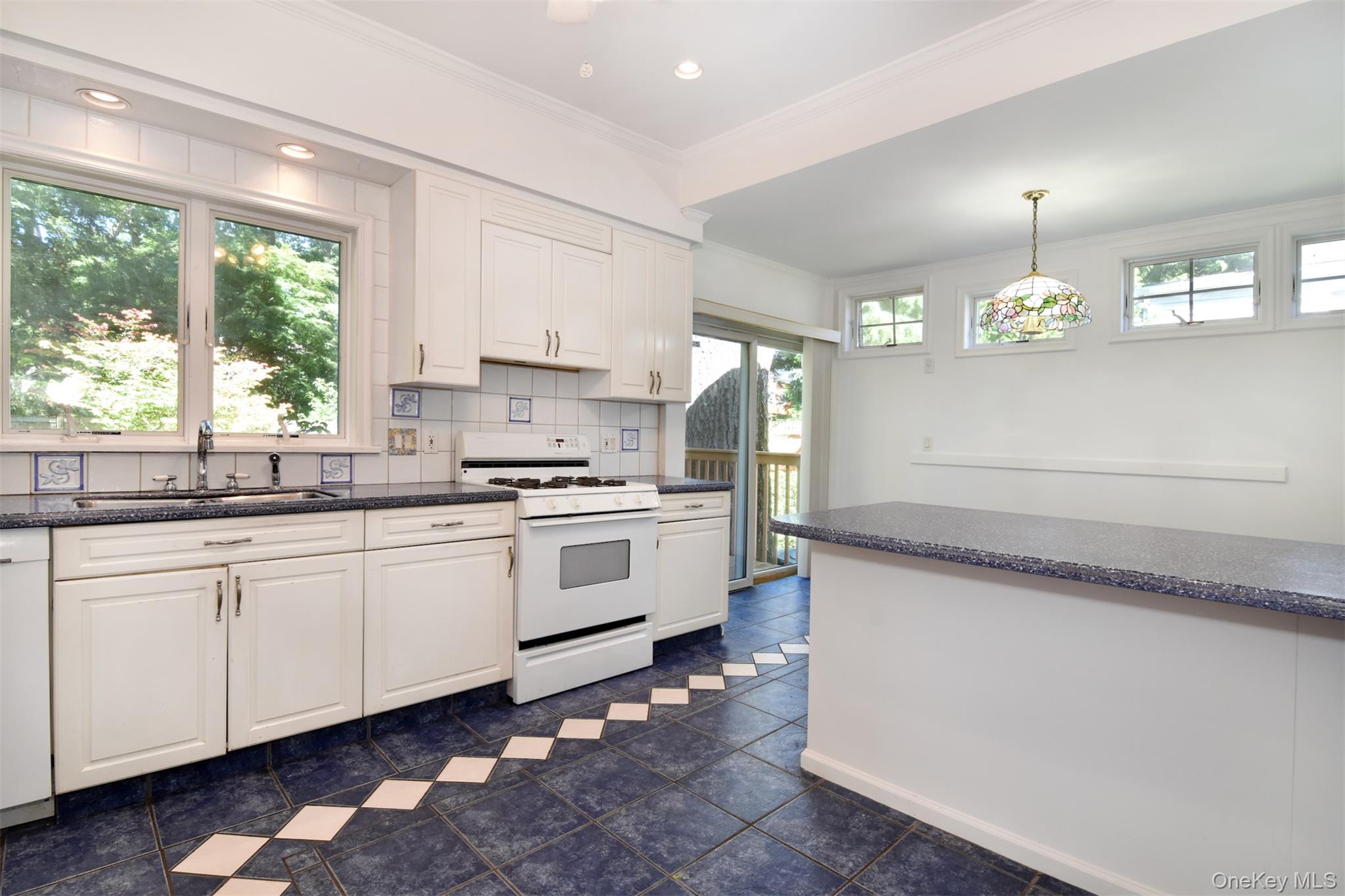 Photo 6 of this property