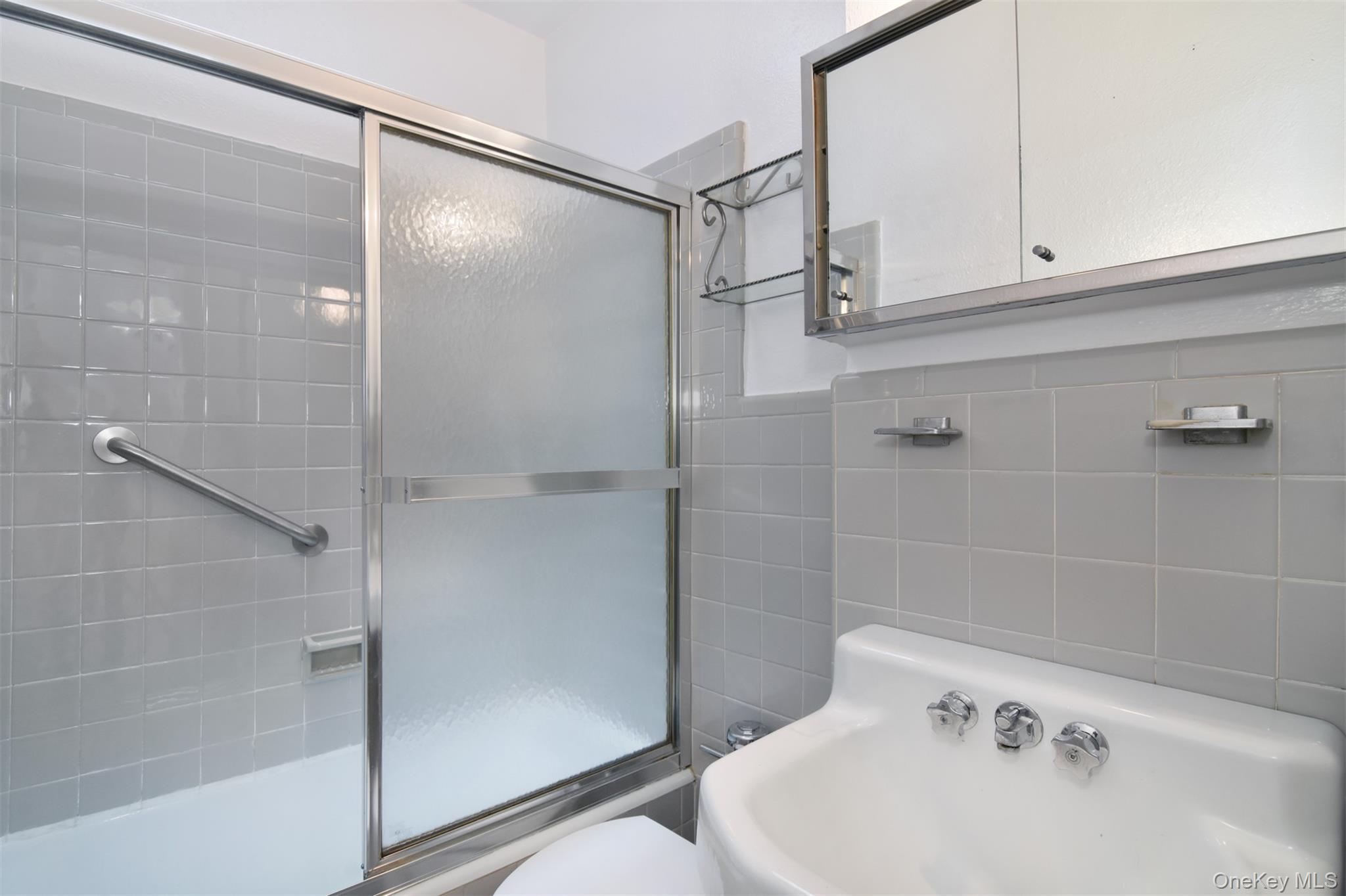 Photo 11 of this property