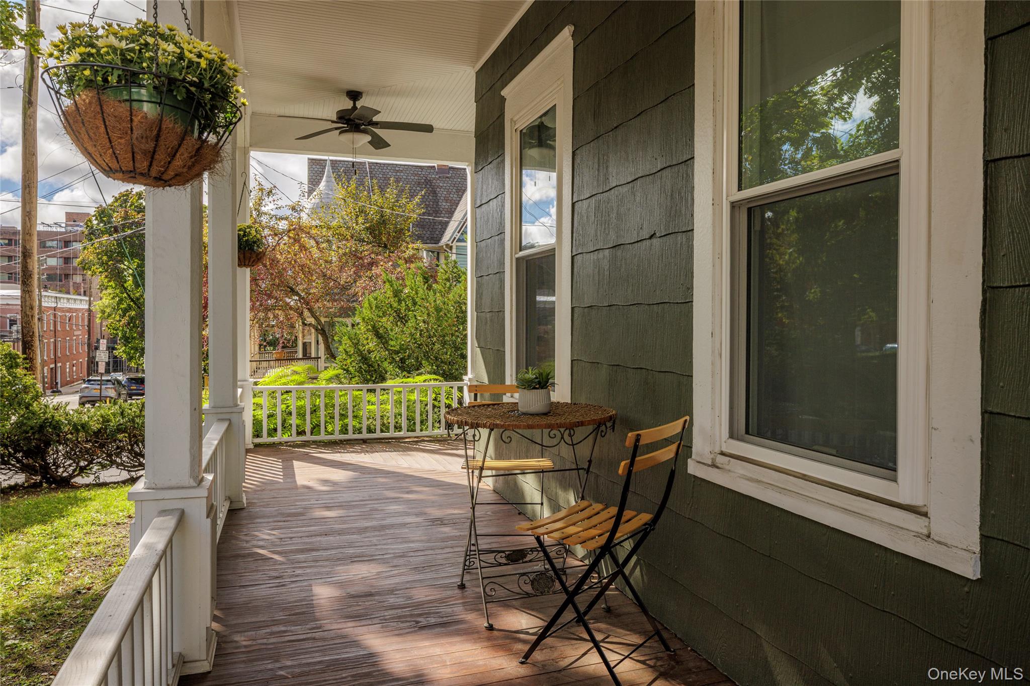 Photo 4 of this property