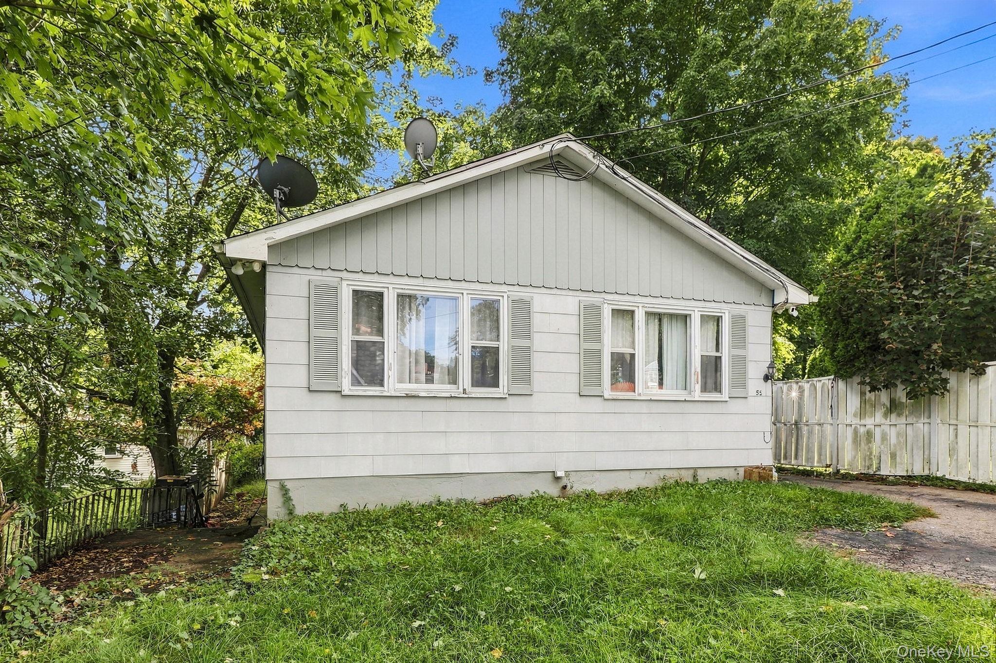 Photo 3 of this property