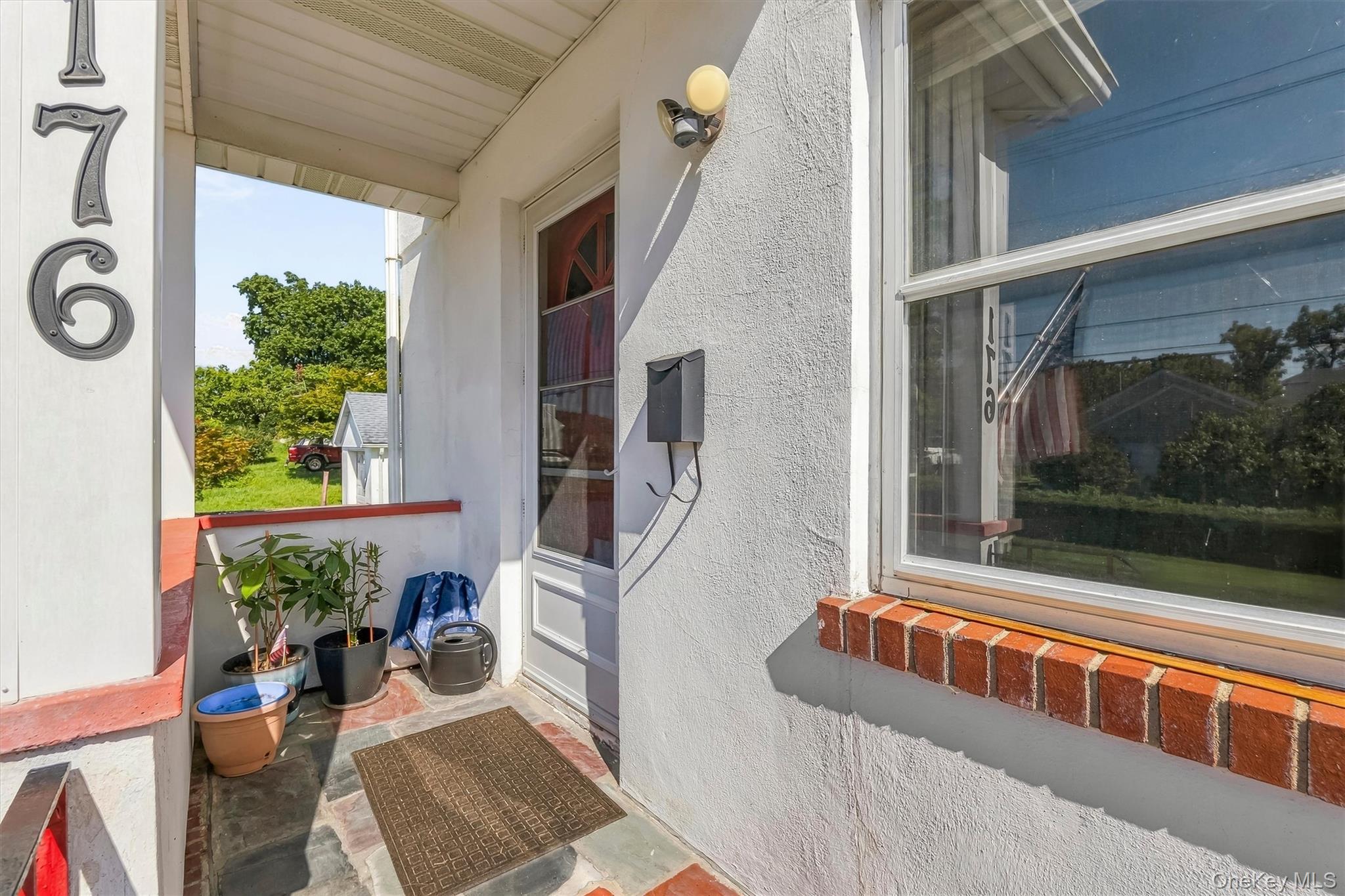 Photo 4 of this property
