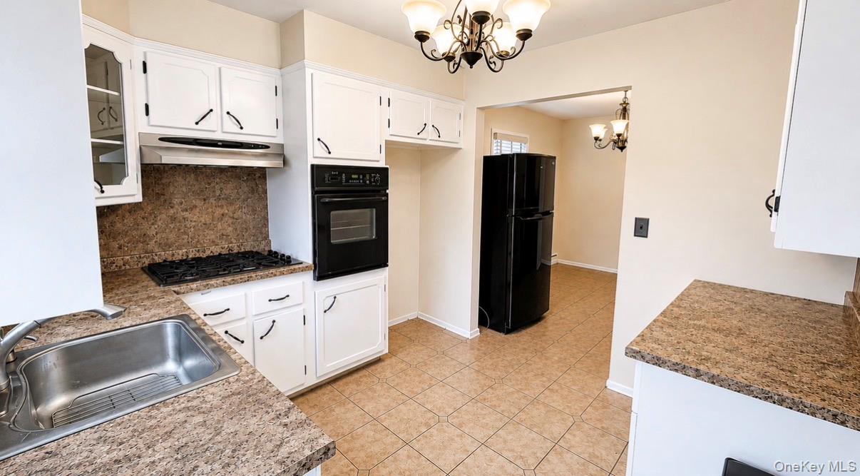 Photo 4 of this property