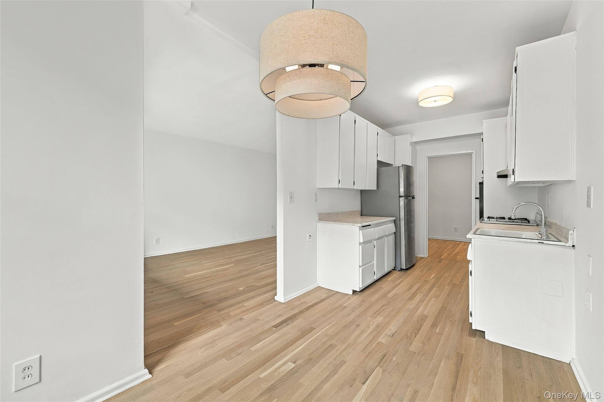 Photo 7 of this property