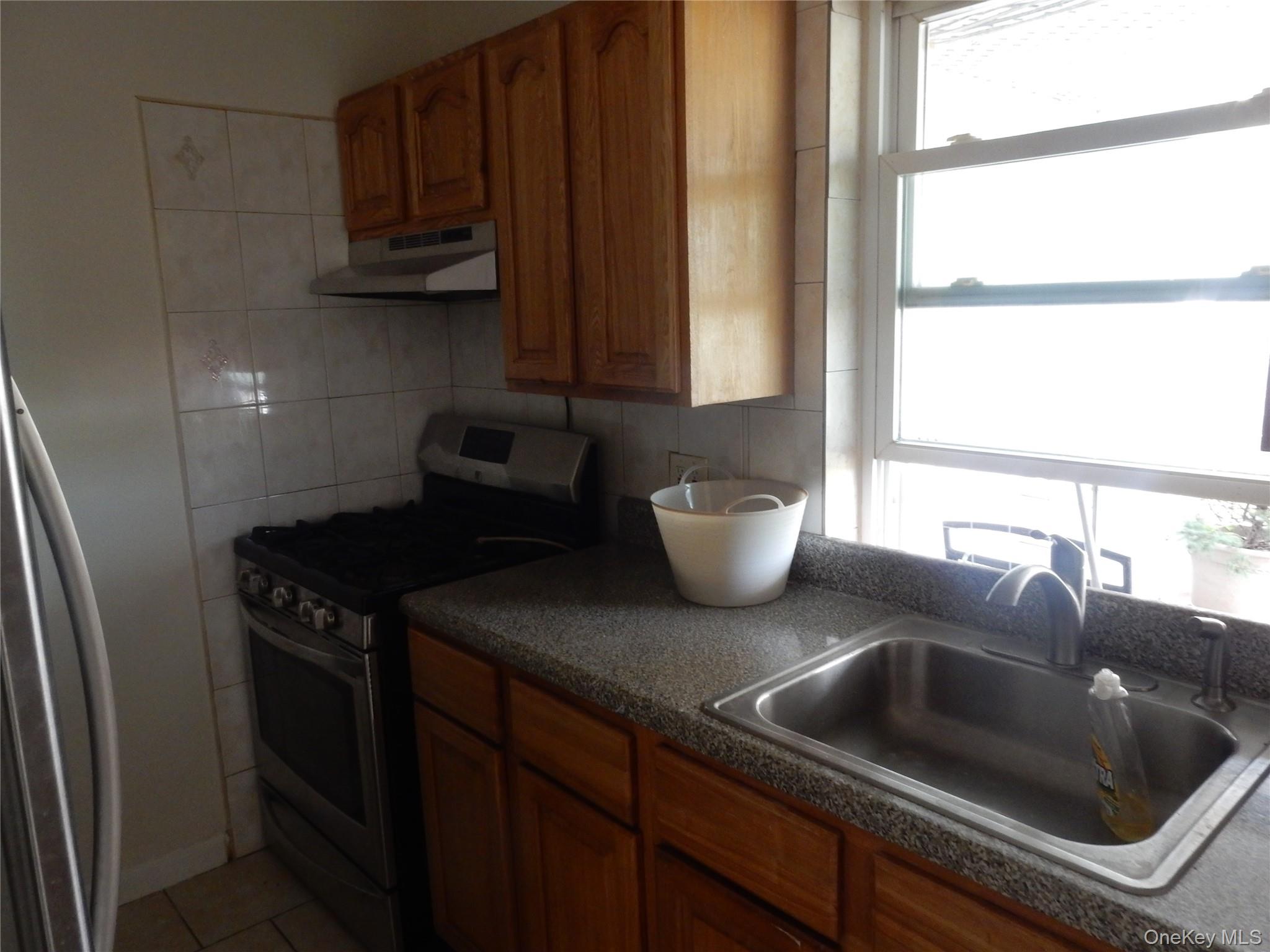 Photo 4 of this property