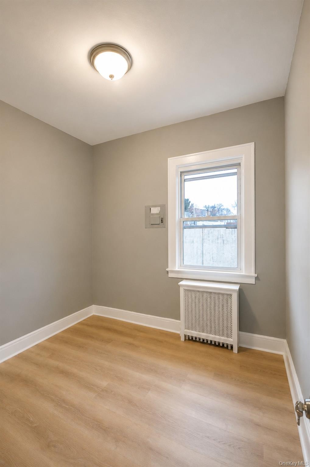 Photo 6 of this property