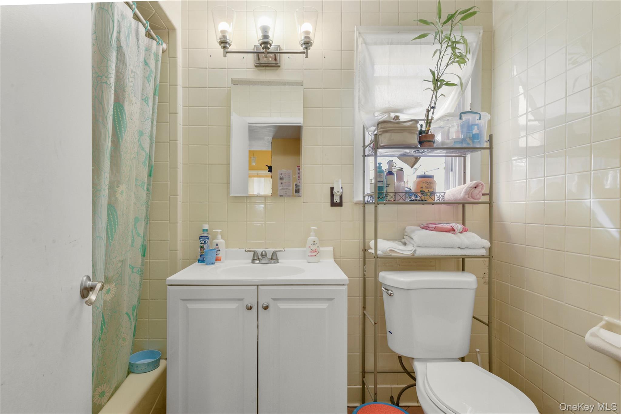 Photo 9 of this property