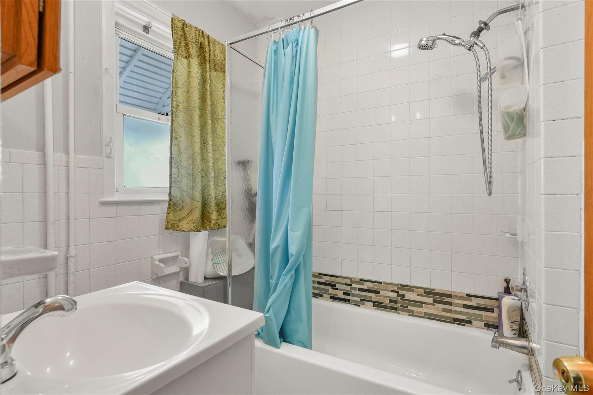 Photo 32 of this property