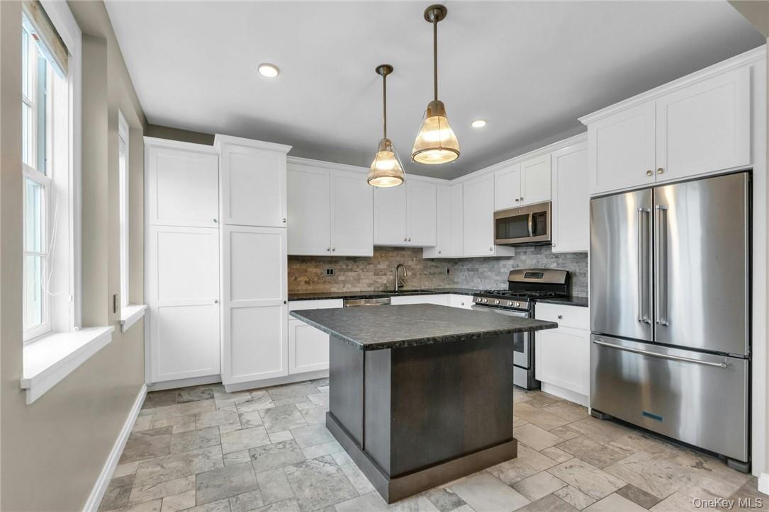 Photo 4 of this property