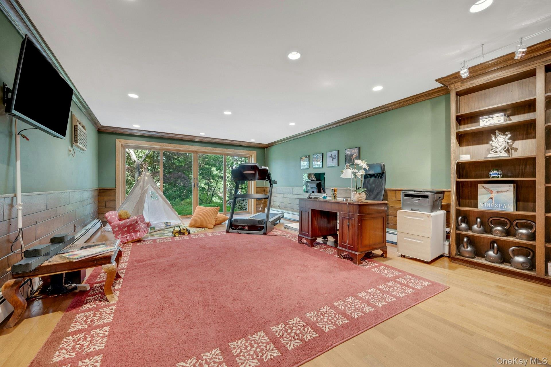 Photo 33 of this property