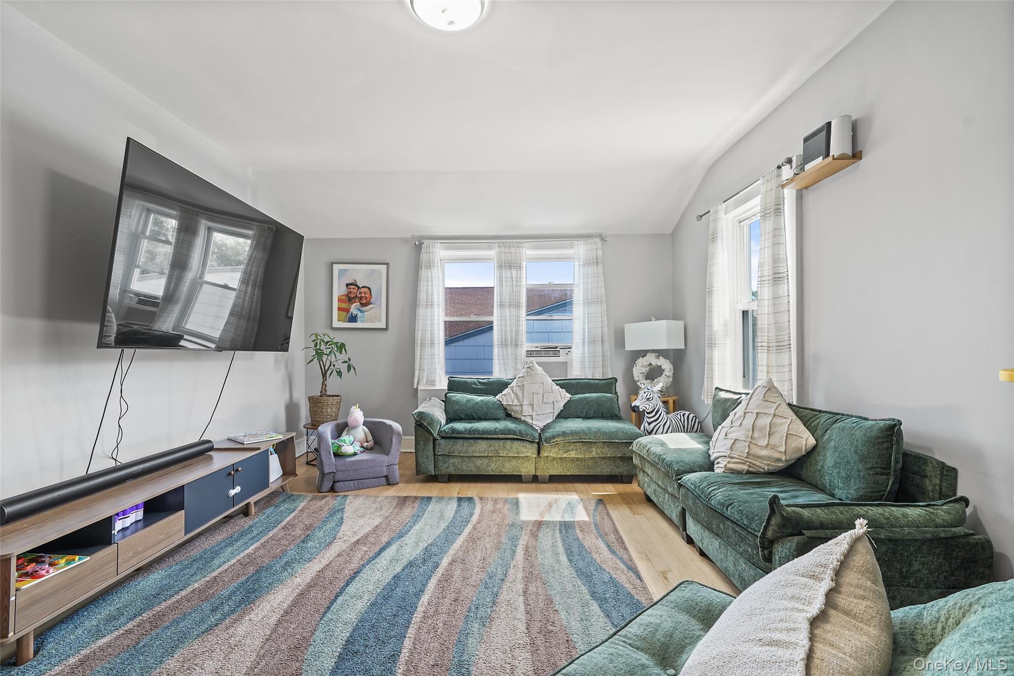 Photo 6 of this property