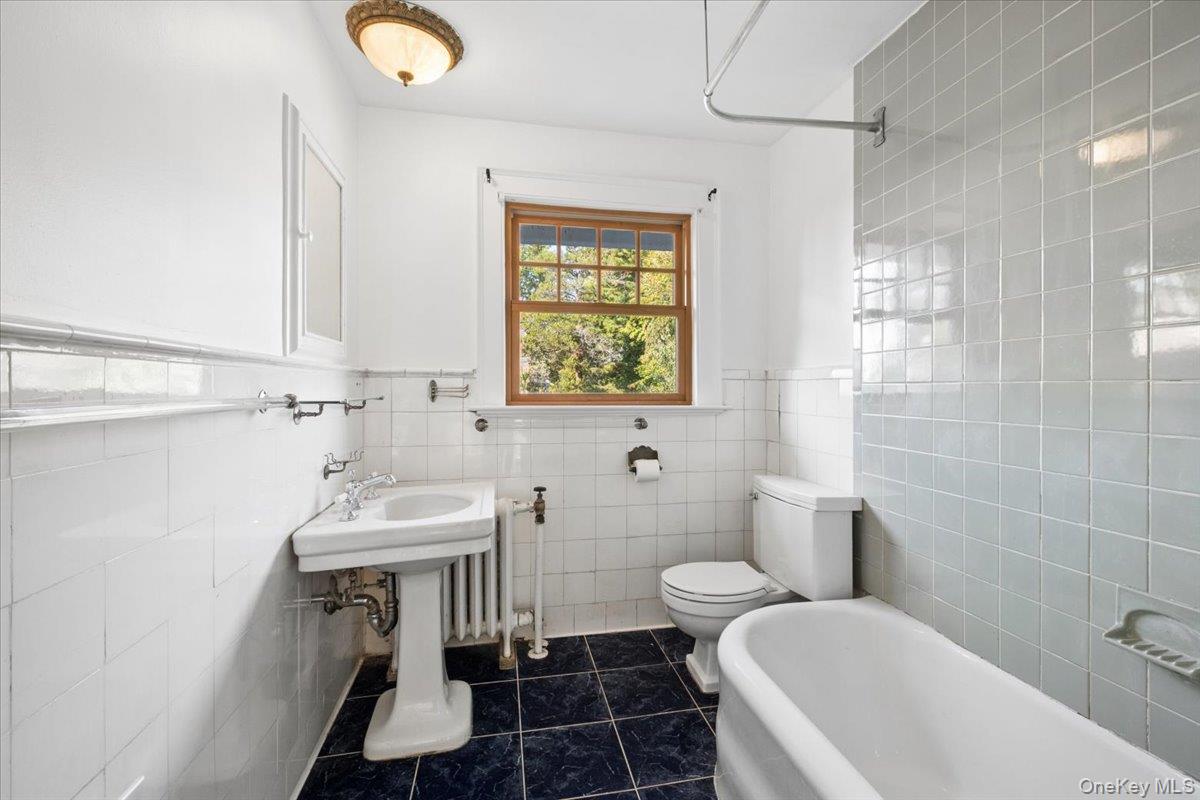 Photo 18 of this property