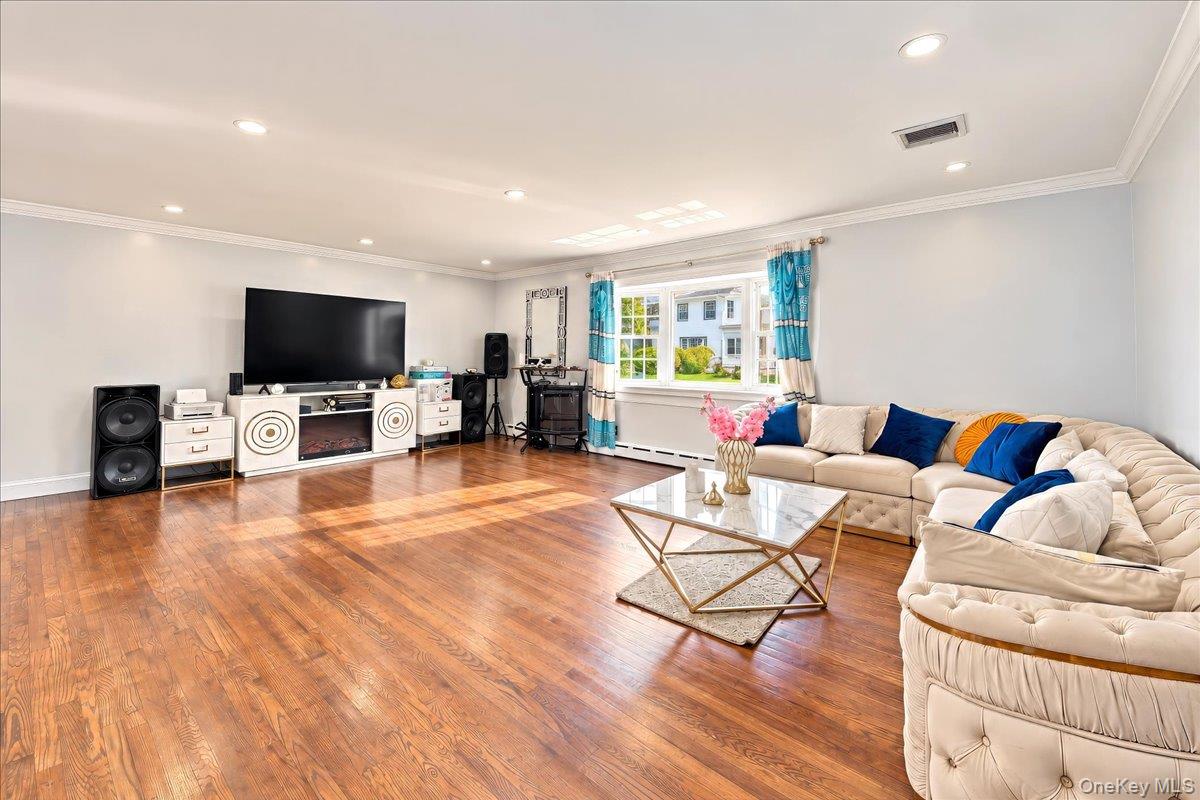 Photo 6 of this property