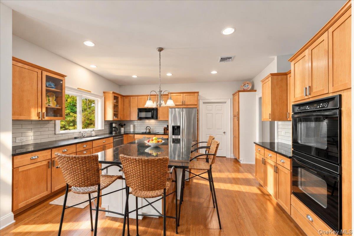 Photo 6 of this property