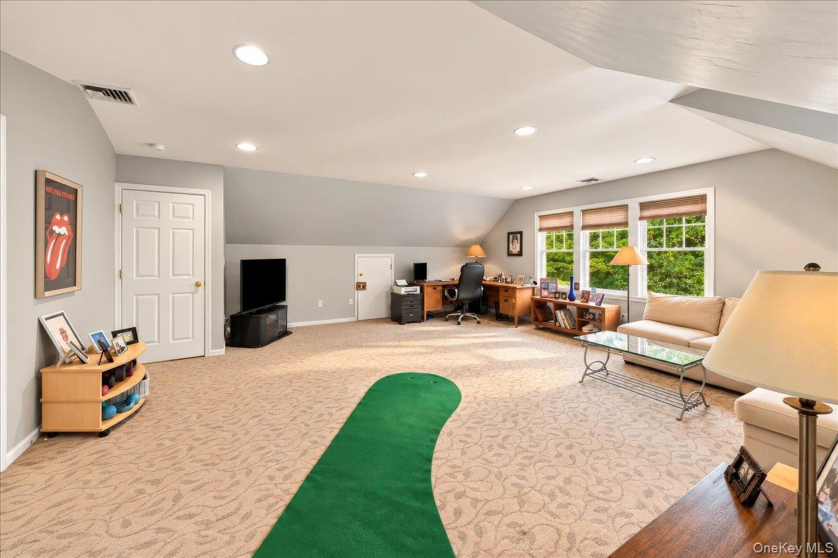 Photo 31 of this property