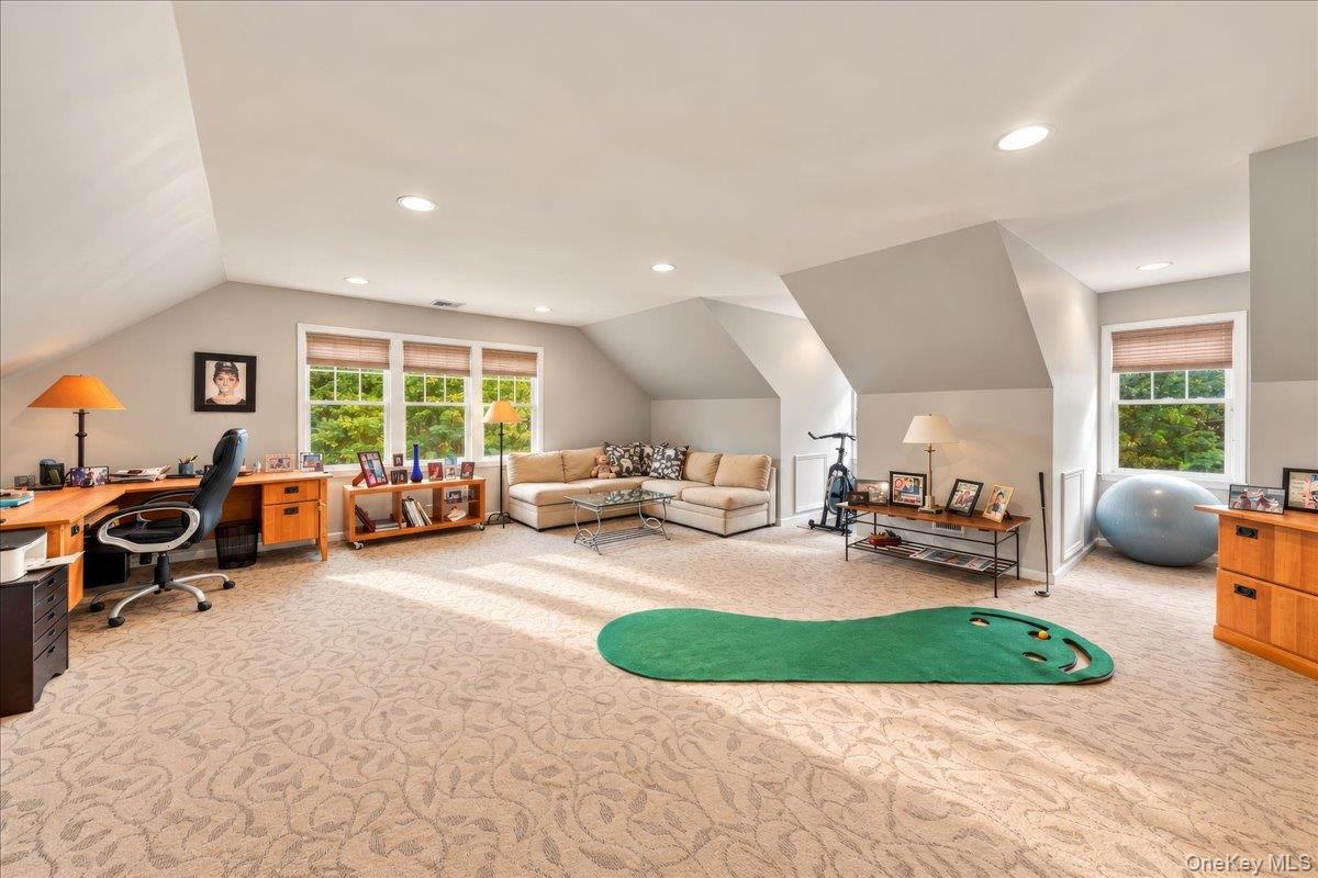 Photo 32 of this property