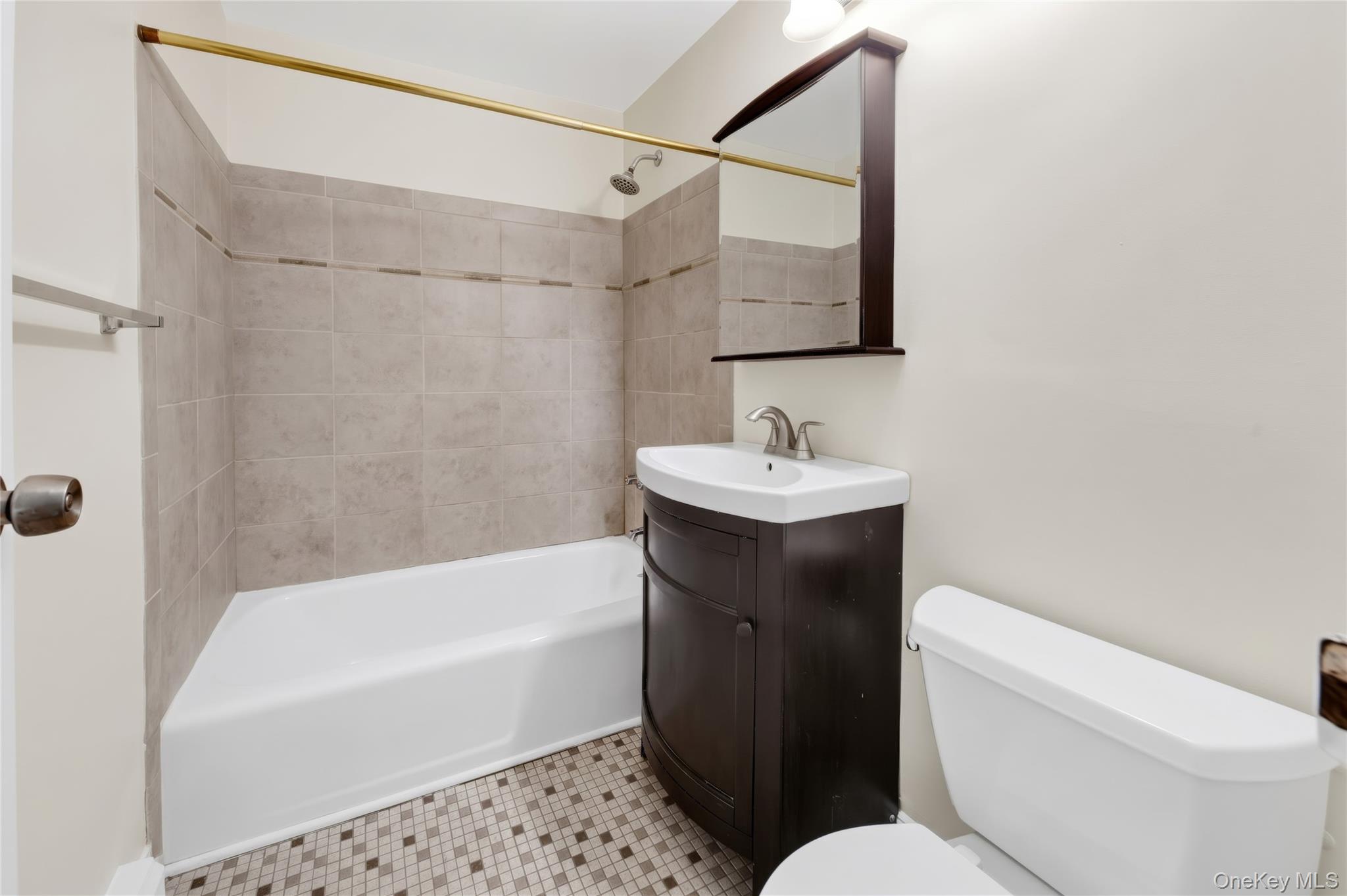 Photo 4 of this property