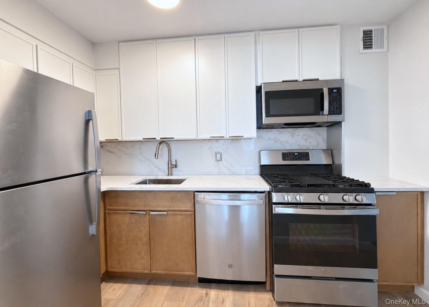 Photo 6 of this property