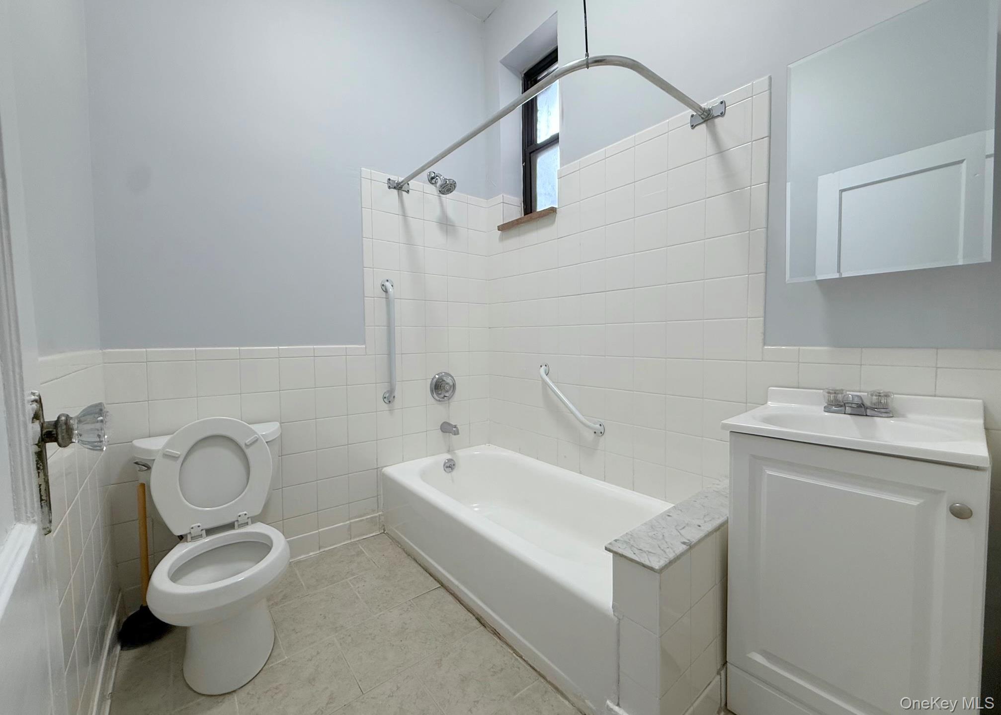 Photo 7 of this property