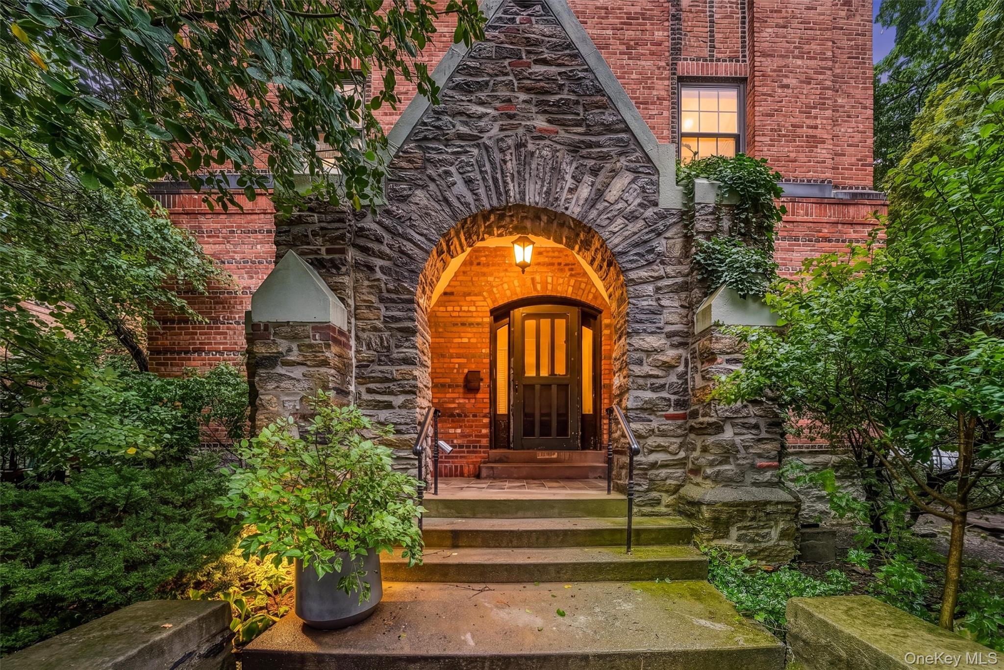 PRIVATE ENTRANCE RARE DUPLEX: Welcome to 828 Bronx River Road #1AD, a...