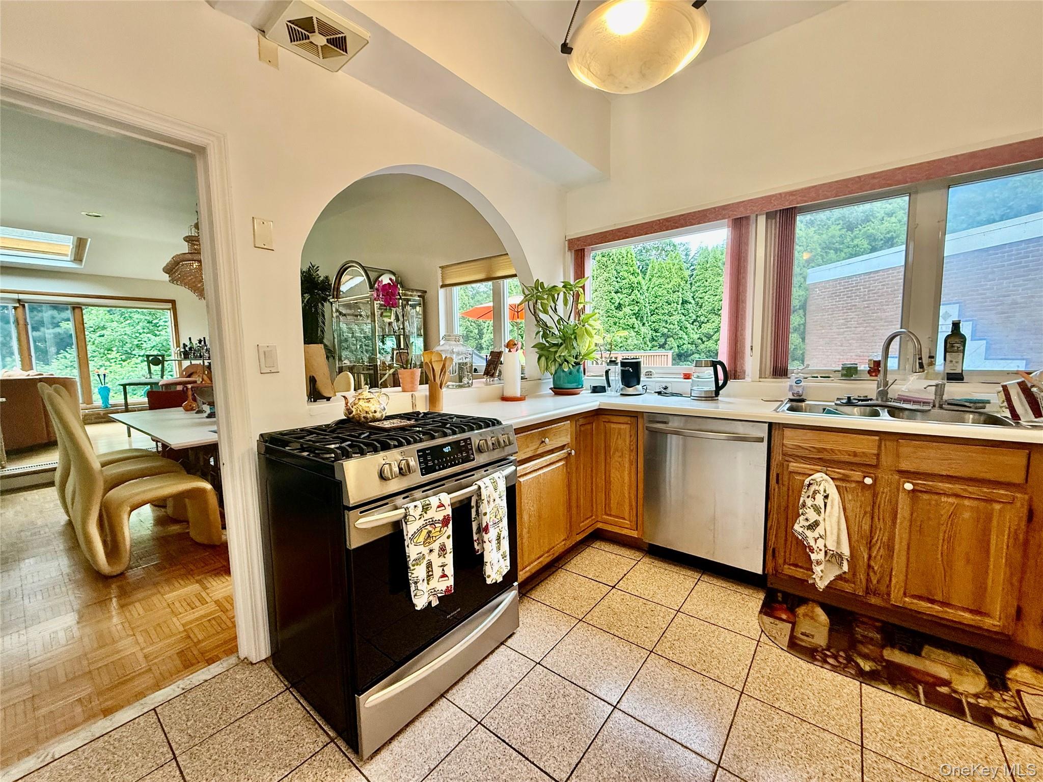 Photo 5 of this property