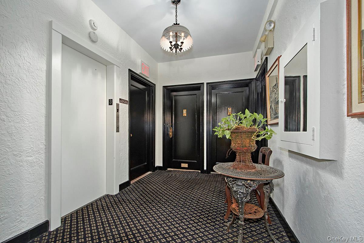Photo 4 of this property