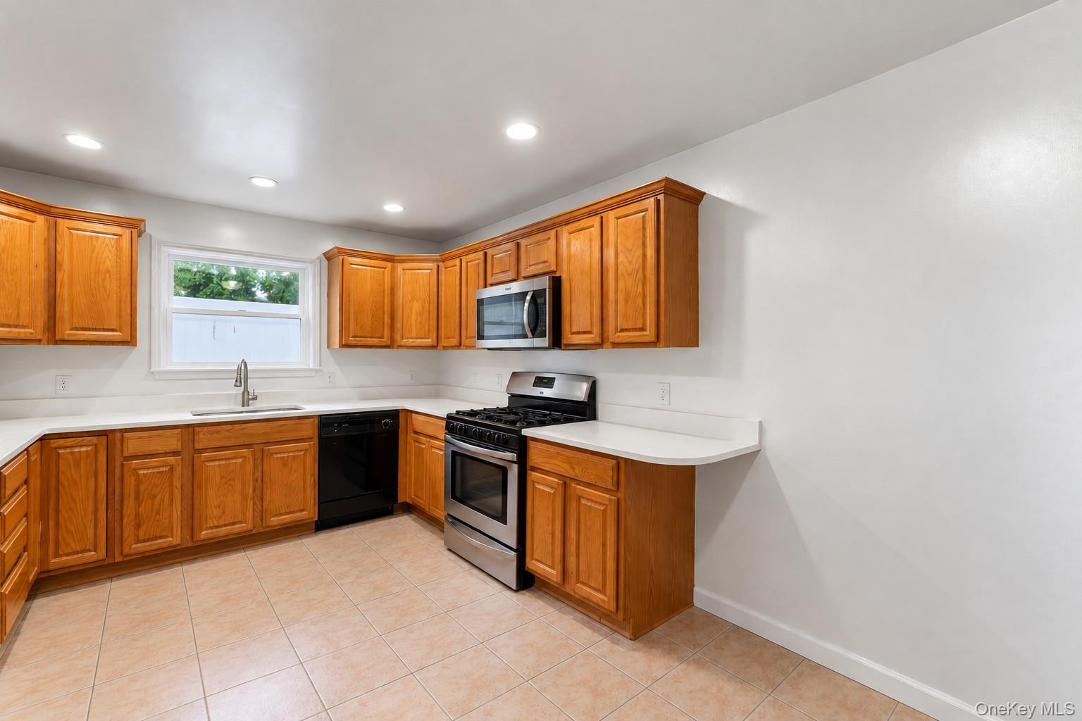 Photo 7 of this property
