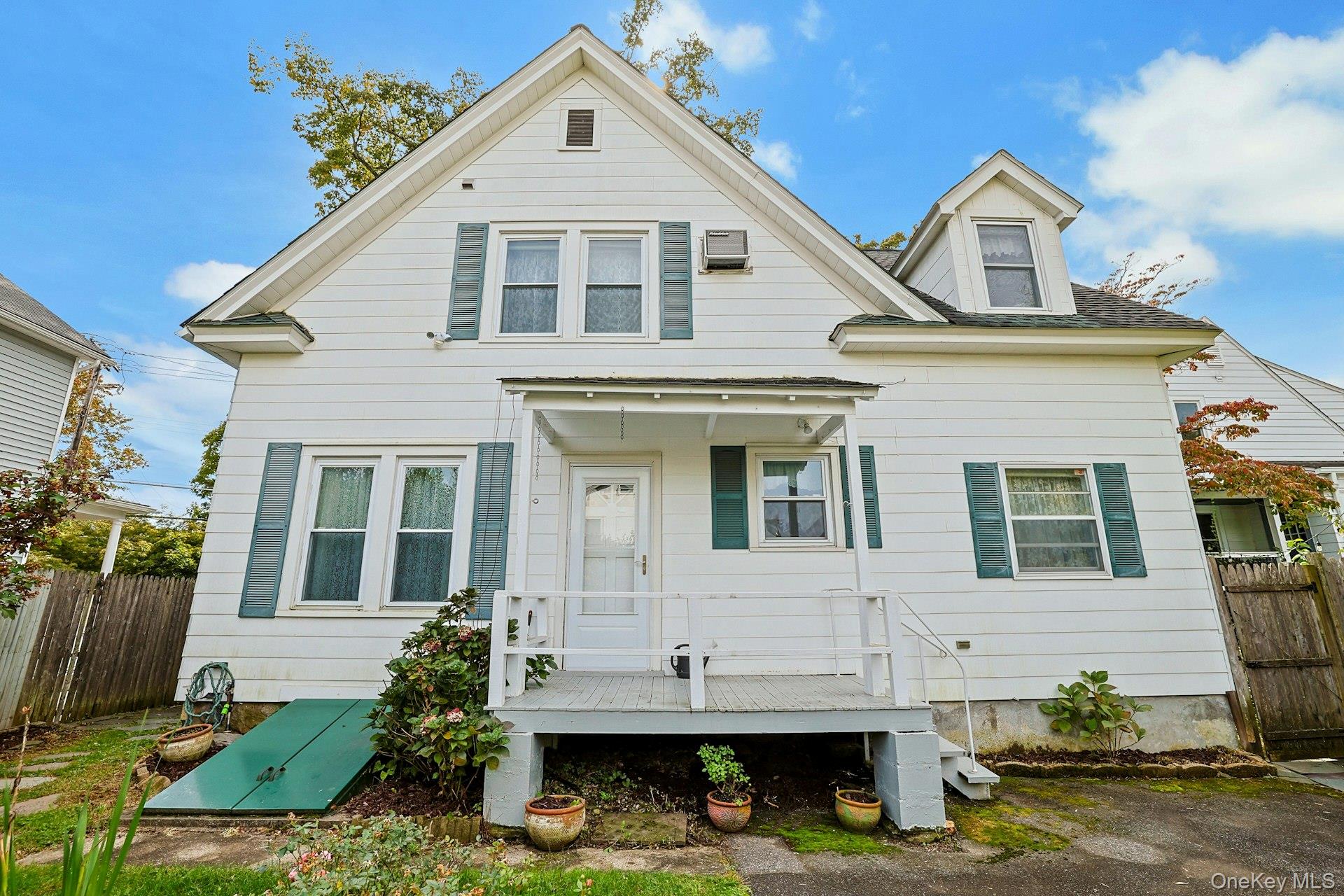 Photo 33 of this property