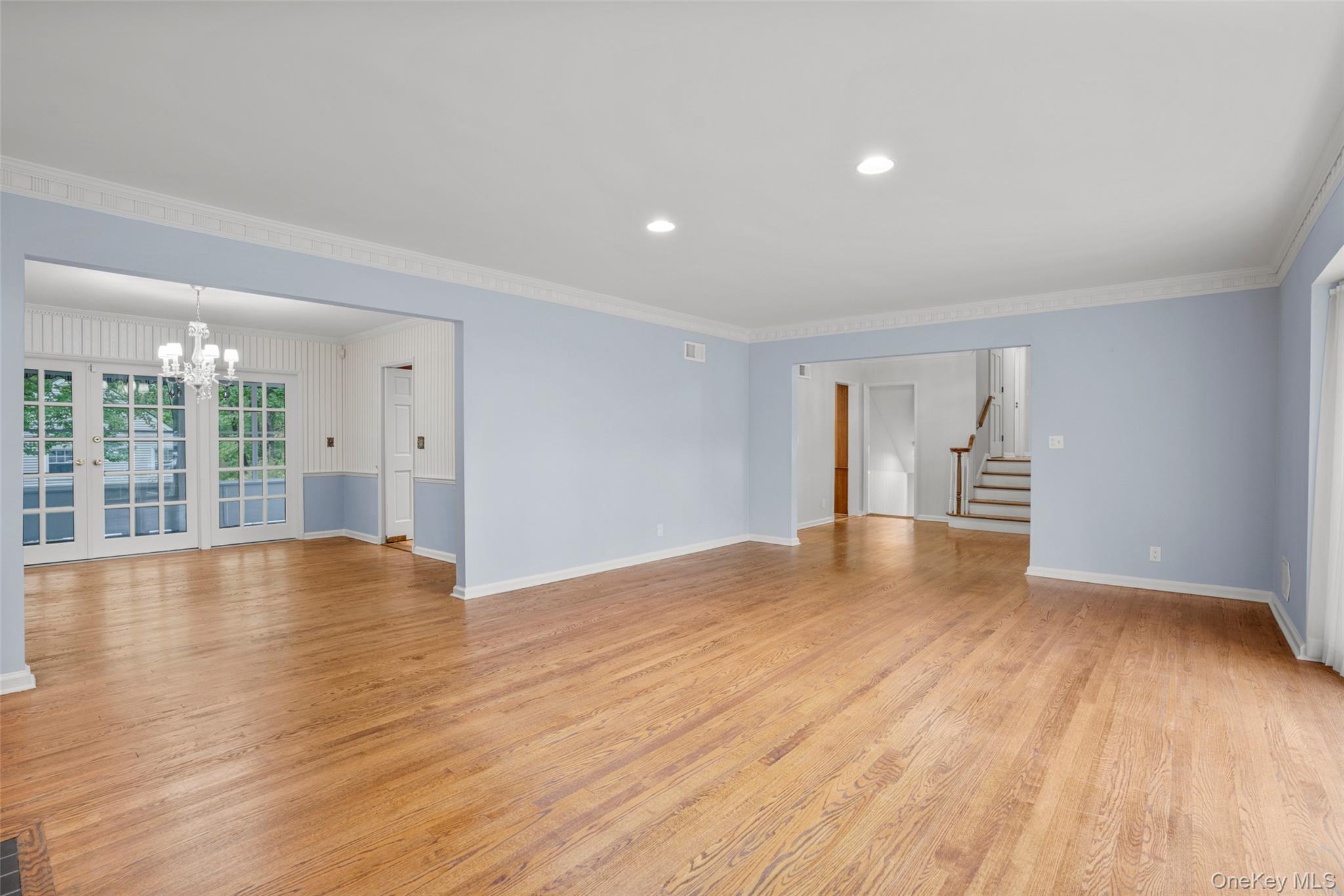 Photo 4 of this property