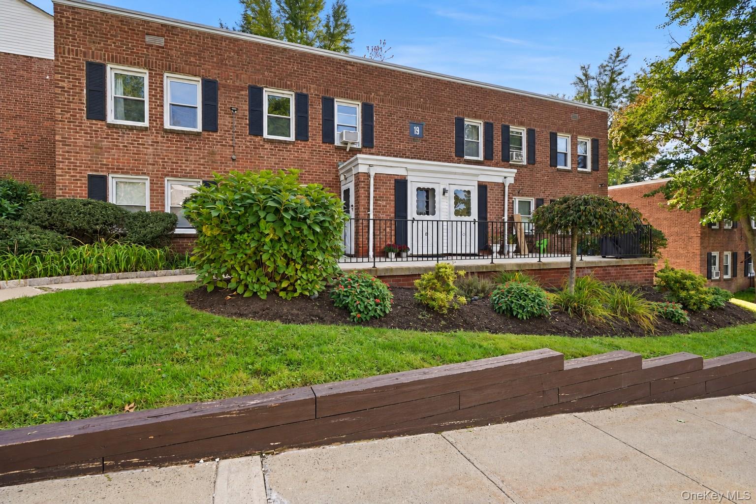 Welcome to Irvington Gardens and this beautifully presented two-bedroo...