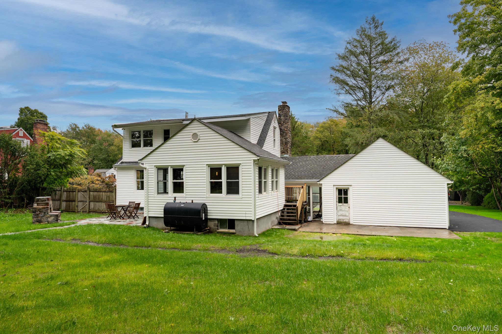 Photo 3 of this property