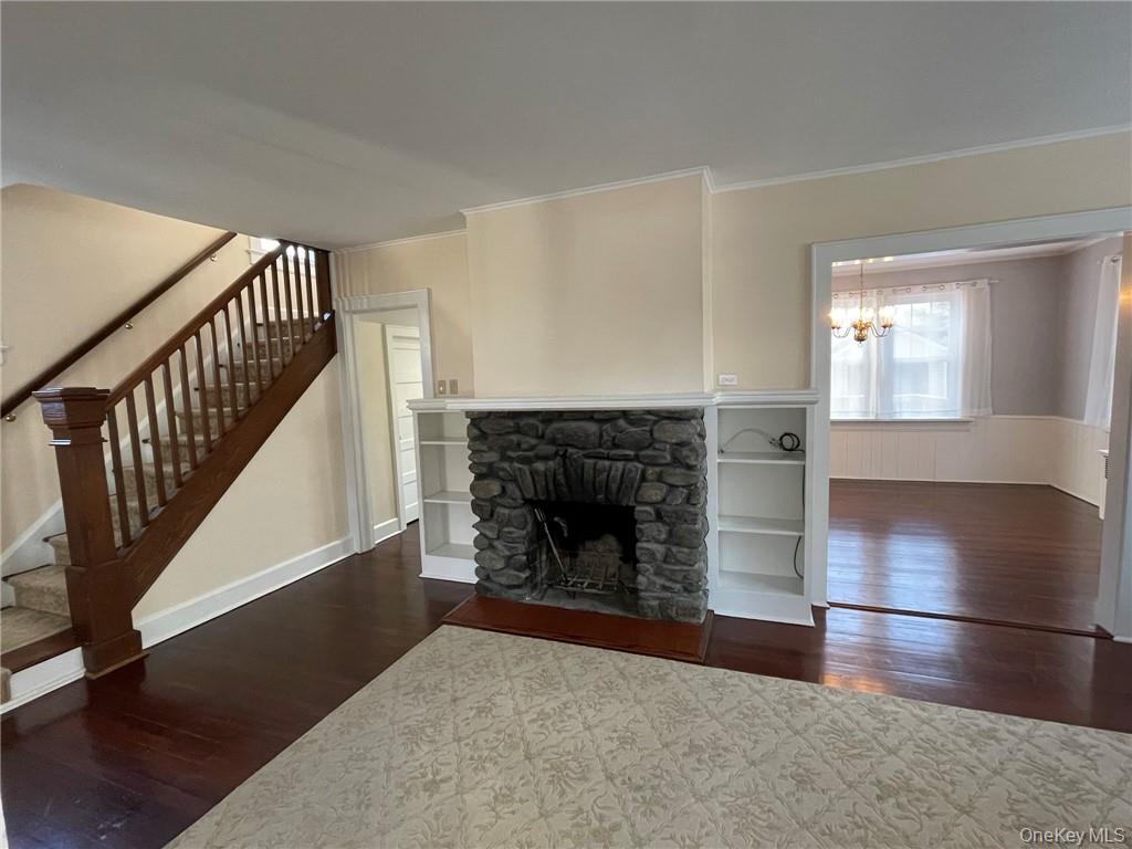 Photo 4 of this property