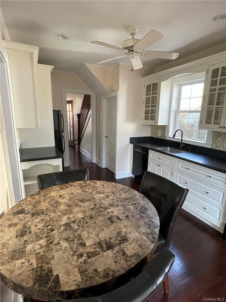 Photo 11 of this property