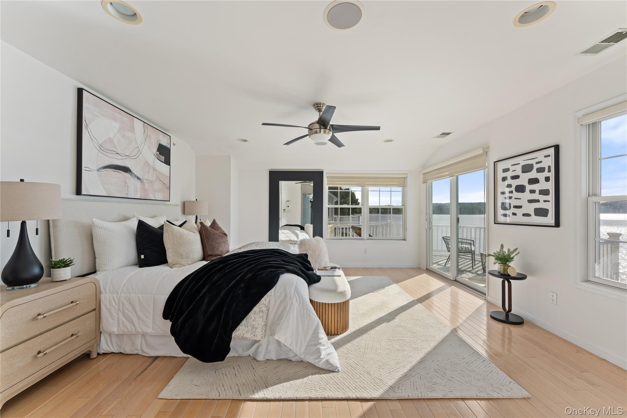 Photo 7 of this property