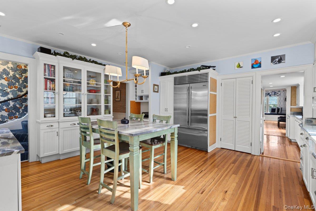 Photo 7 of this property