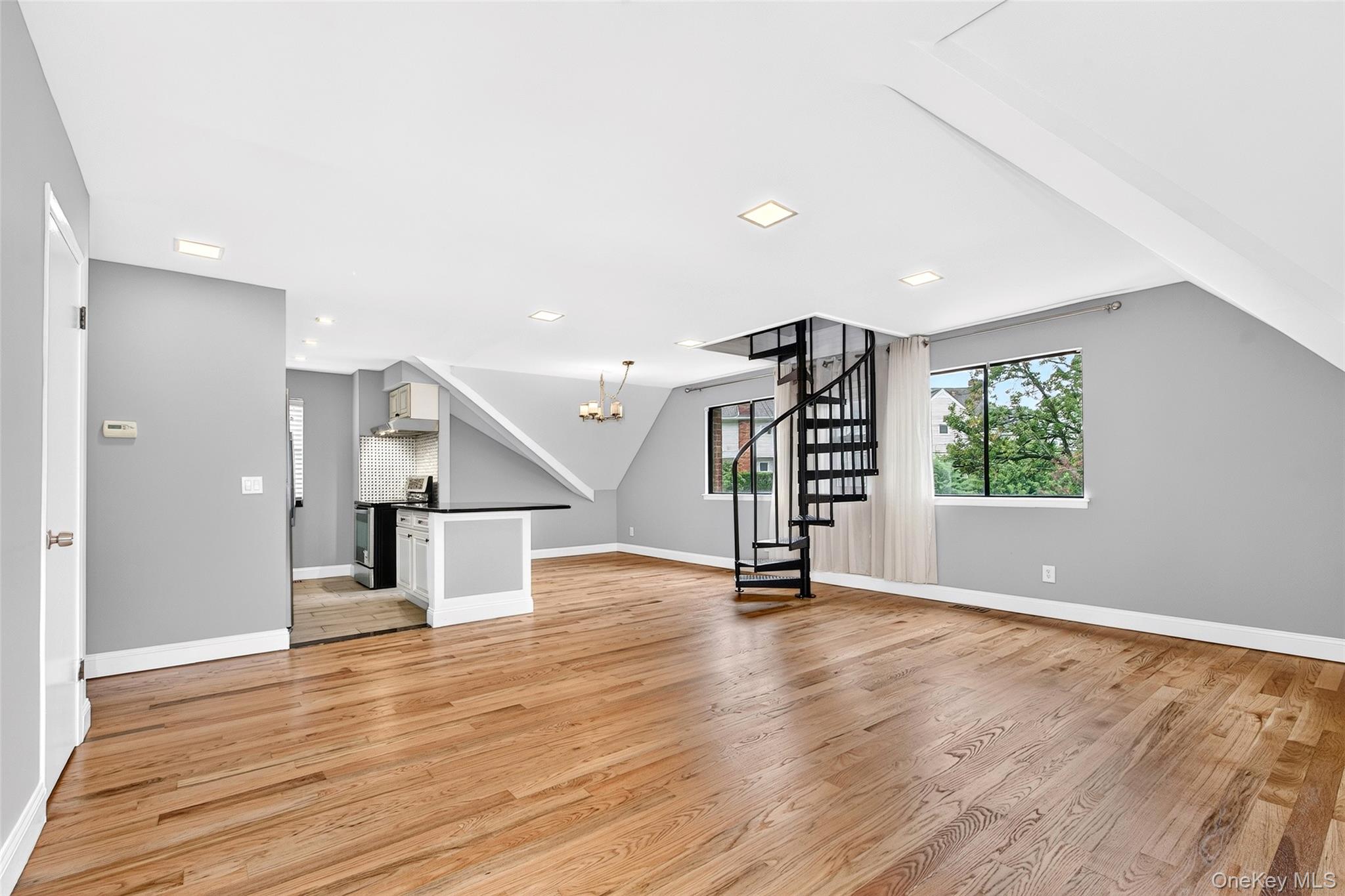 Photo 5 of this property